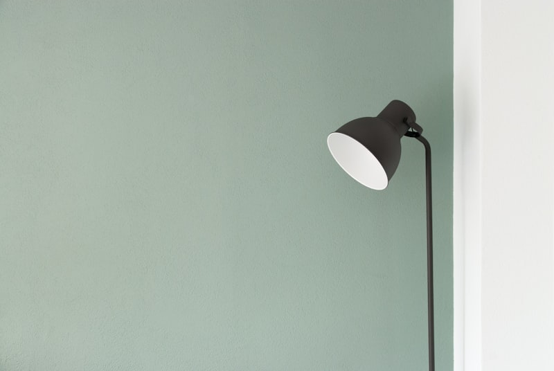 A Practical Guide to Minimalist Living (Without Throwing Everything Away)